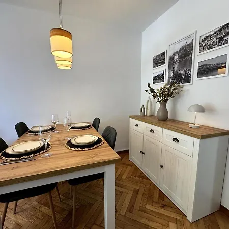 Apartamento Vive En El Corazón Del Barrio Marinero Piso 3hab Vigo