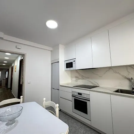 Apartamento Vive En El Corazón Del Barrio Marinero Piso 3hab Vigo